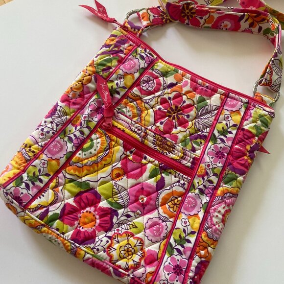 Vera Bradley Hipster Crossbody Bag in‎ Clementine Retired Pattern - Picture 1 of 9